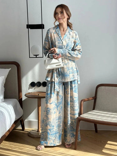 Printed Women's Co-Ord Set with Tie-Up Waist, Wide-Leg Trousers, and Lapel Collar - Versatile Two Piece Set for Day to Evening 2