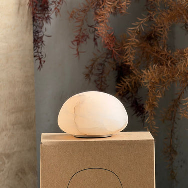 Alabaster Table Lamp With Built-In Battery - Image 4