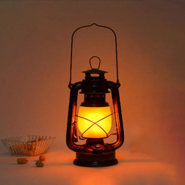 Metal Vintage Table Lamp - Image 1