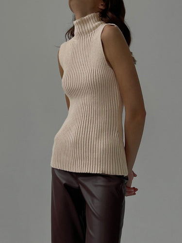 Minimalist Mock Neck Rib Tank Top 4