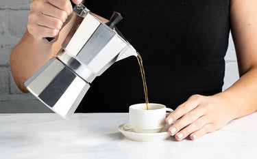 Classic Stovetop Moka Pot For Italian And Cuban Café Brewing - Image 6