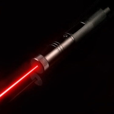 High Power Laser Pointer Pen With Adjustable Focus Ring And Safety Key Lock Mechanism - Image 3