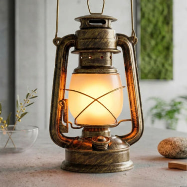 Metal Vintage Table Lamp - Image 7